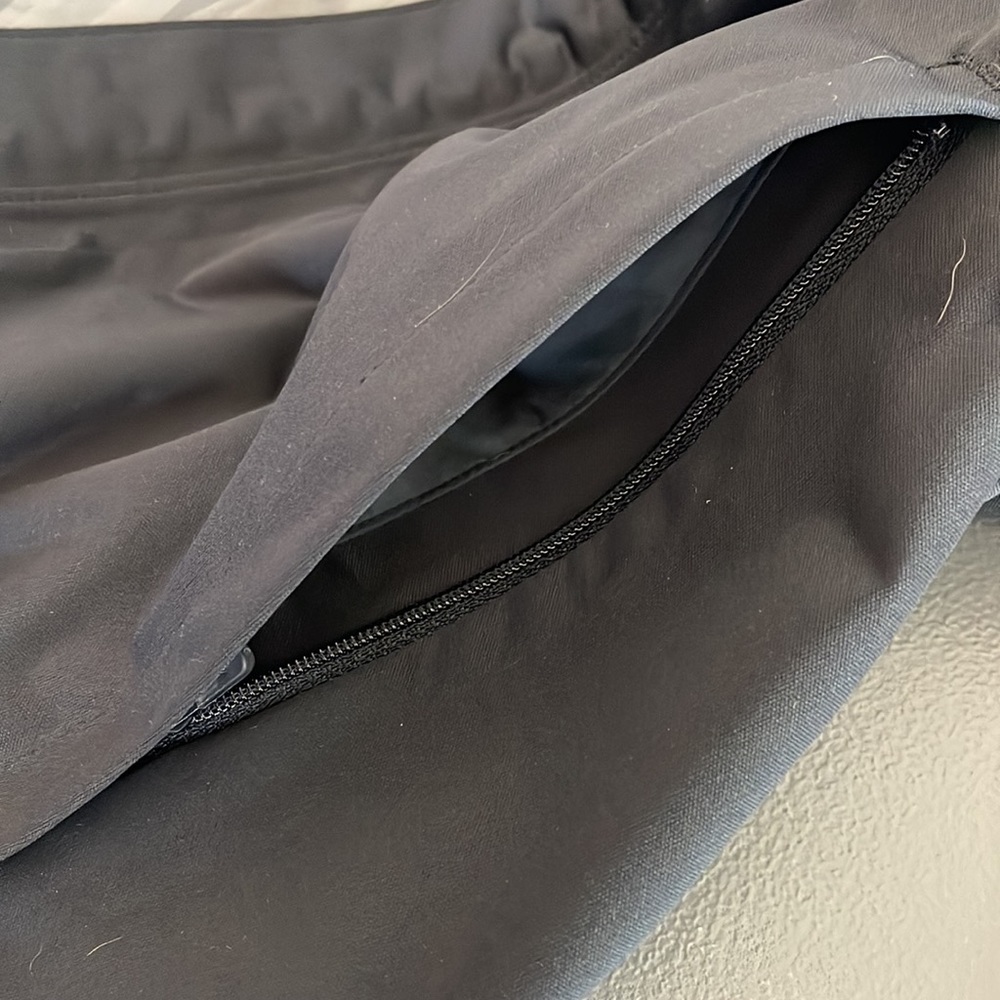 Under Armour jacket - Picture 6 of 8